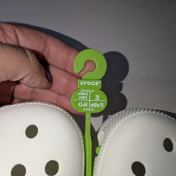 Crocs Classic Clogs White Mens Size 10, Women's Size 12 New - Picture 3 of 4